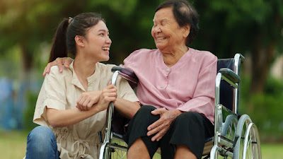 How-Do-Elderly-Care-Services-Improve-The-Quality-Of-Life-For-Seniors-2