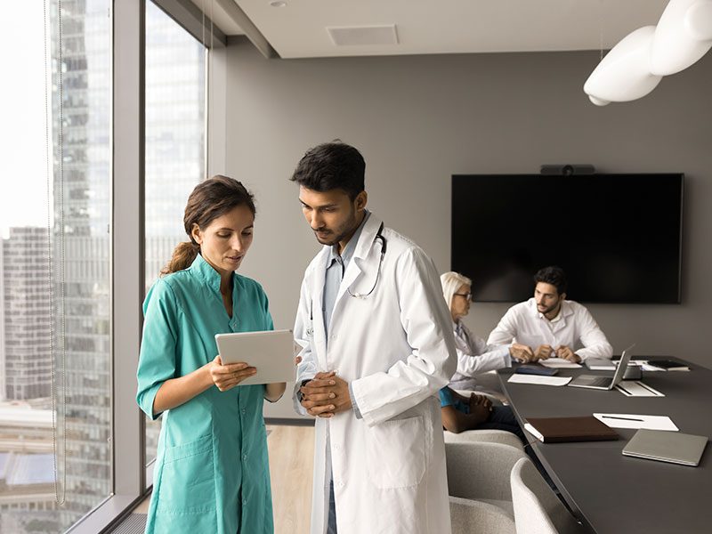 How to Choose the Right British General Practitioner Dubai for Your Needs