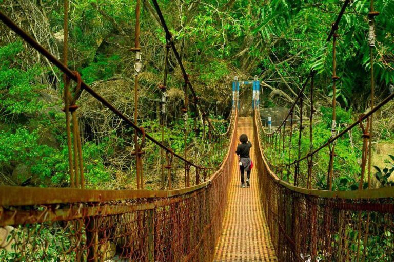 Shillong-Guwahati-Tour-Package