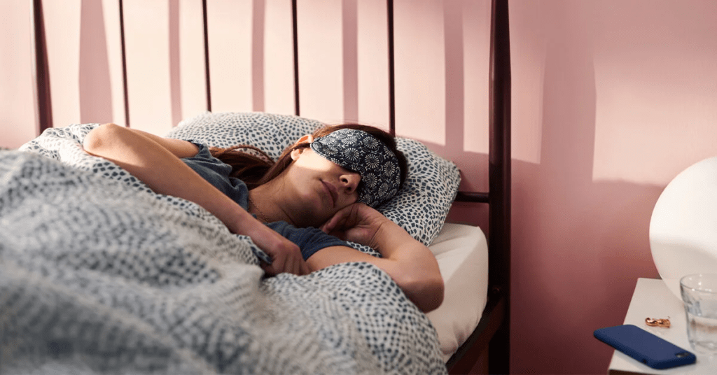 Why Women Should Rethink Their Sleep Routine for Hormonal Balance