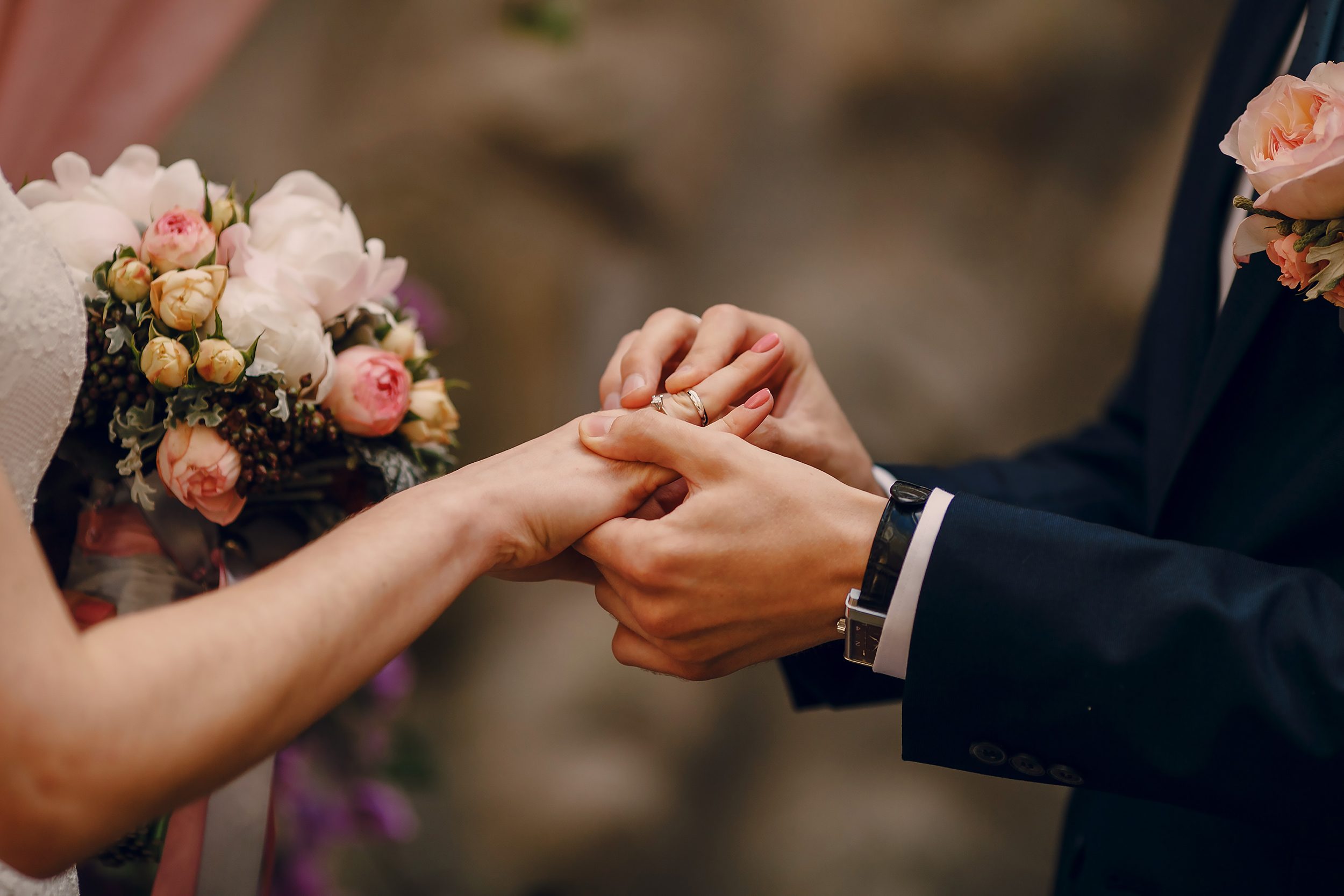 7 Tips to Select the Finest Wedding Ring without Concerning Money! 