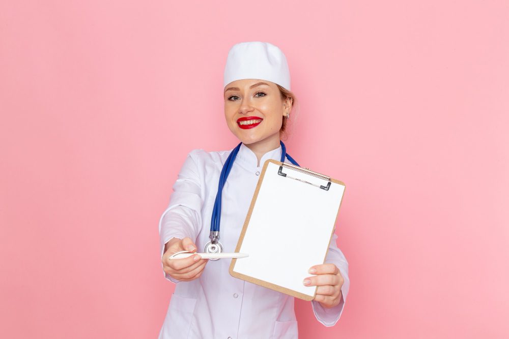 Kickstart a Fulfilling Career with a Food Service Worker Certificate Program in Canada