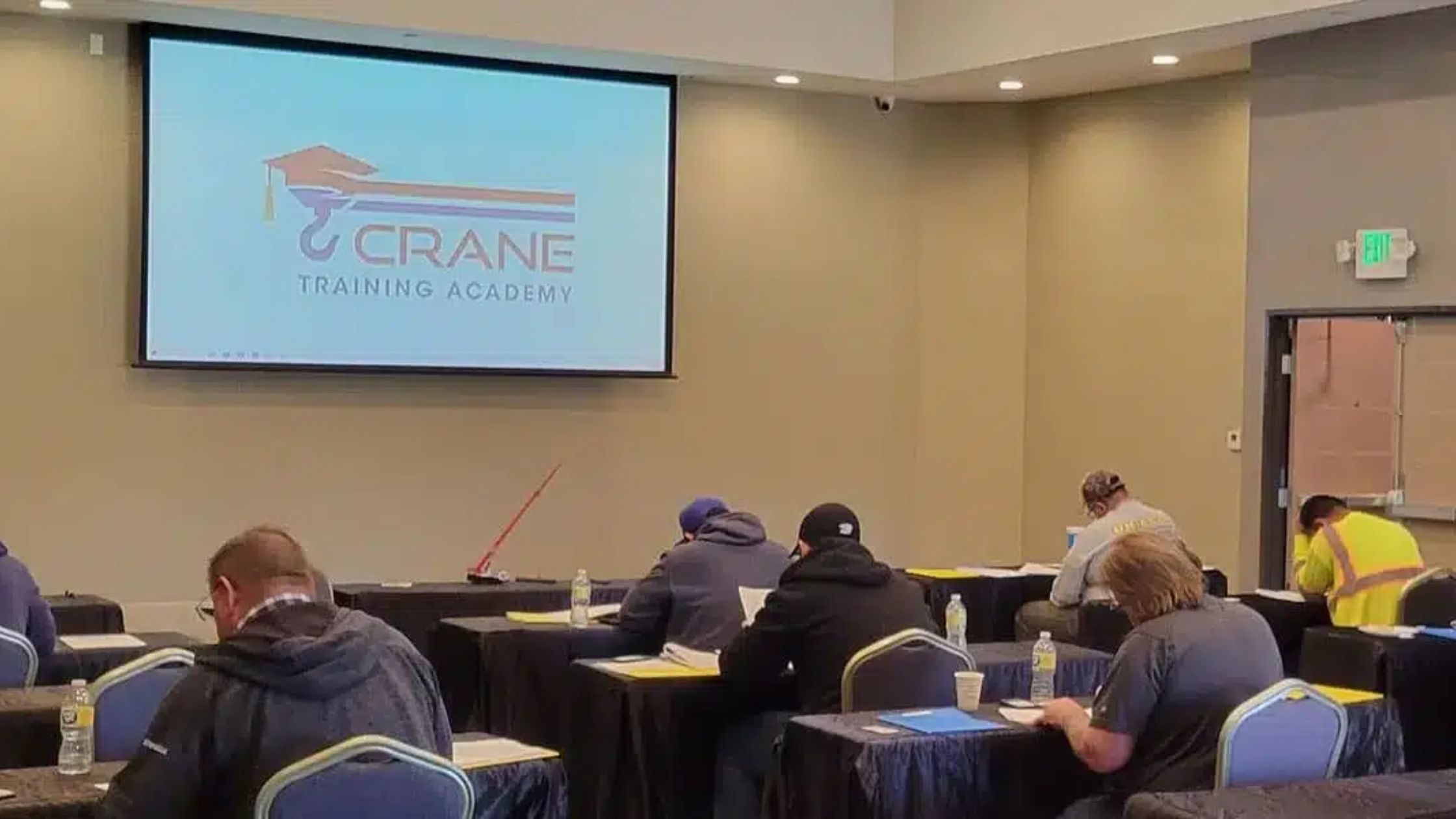 New to Cranes? What Crane Operator Schools Really Teach