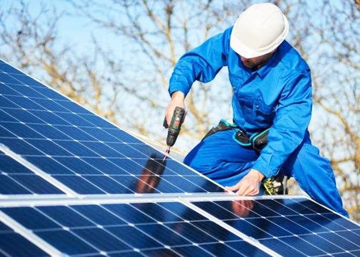 Licensed and Insured Isn’t Optional—Here’s Why It Matters in Solar