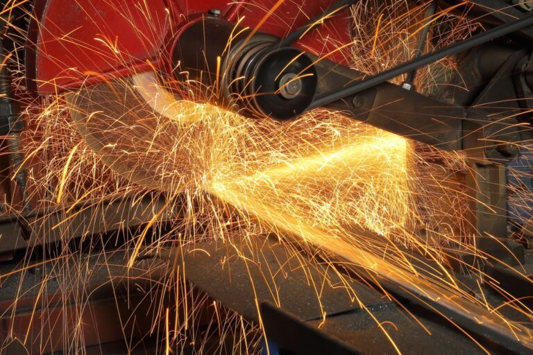 How-Metal-Sawing-Can-Save-You-Time-on-Your-Next-Project