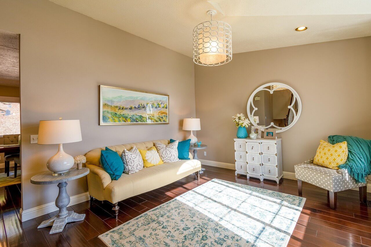 A Homeowner’s Guide to Laminate Flooring: Pros, Styles and Installation