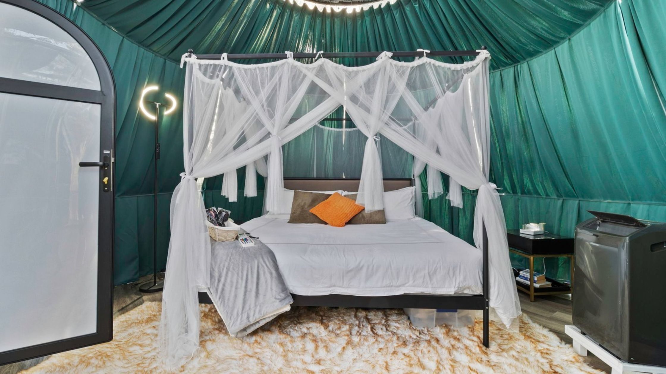 What Sets Luxury Dome Rental Stays Apart From Standard Glamping Options?
