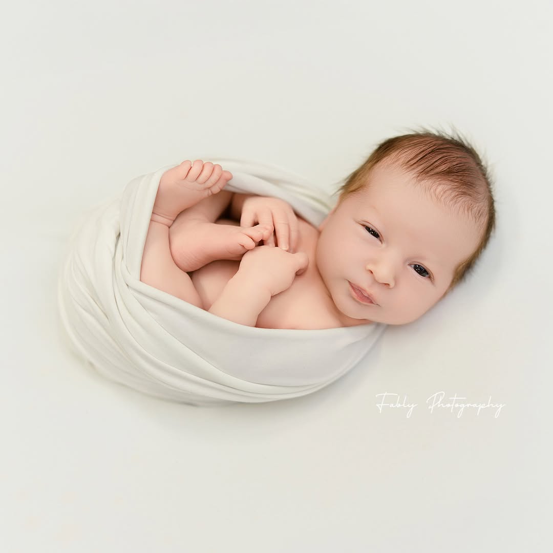 Why Choosing Sydney’s Best Newborn Photographer Matters